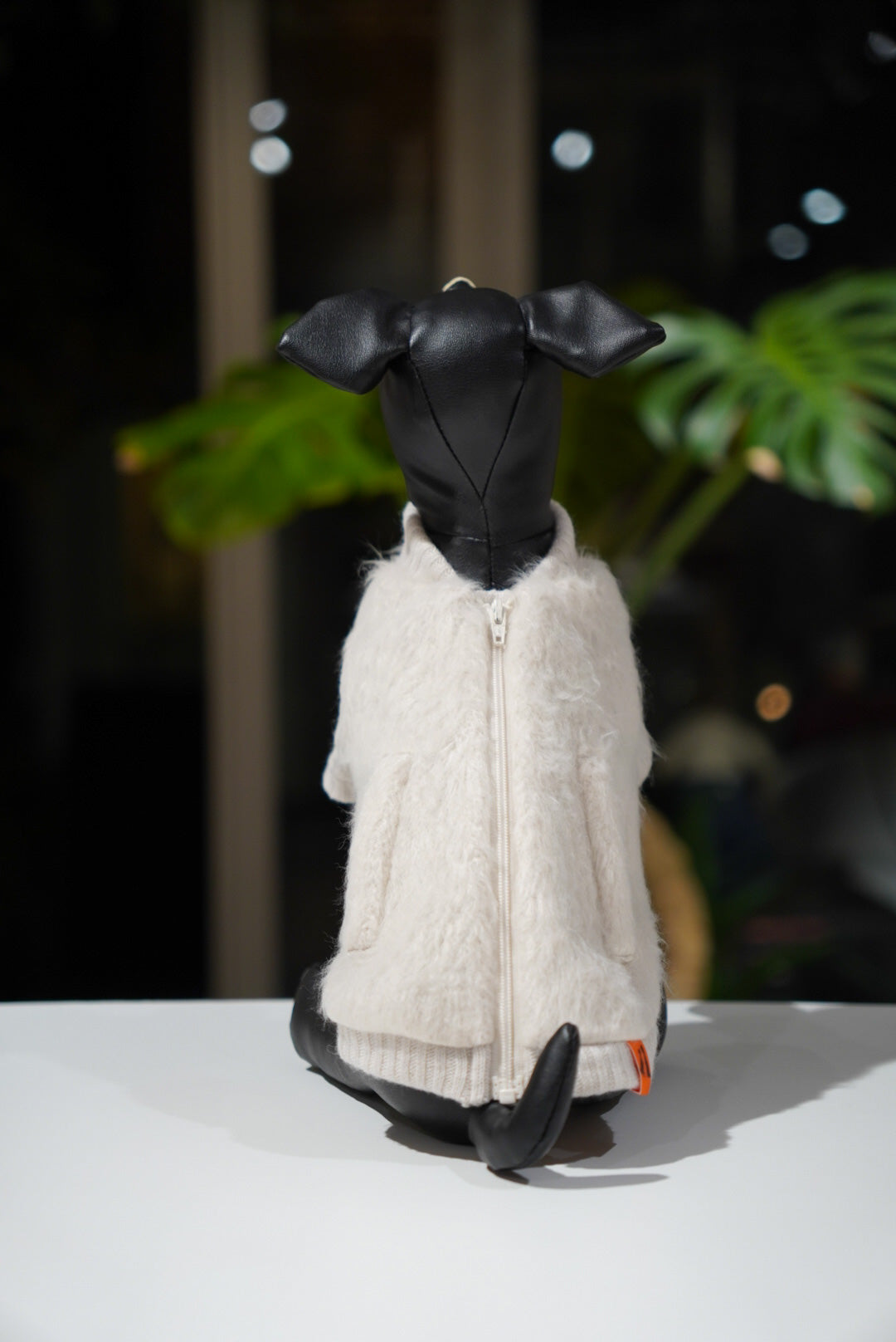 ロングシャギージップアップ（ベージュ／アイスブルー）